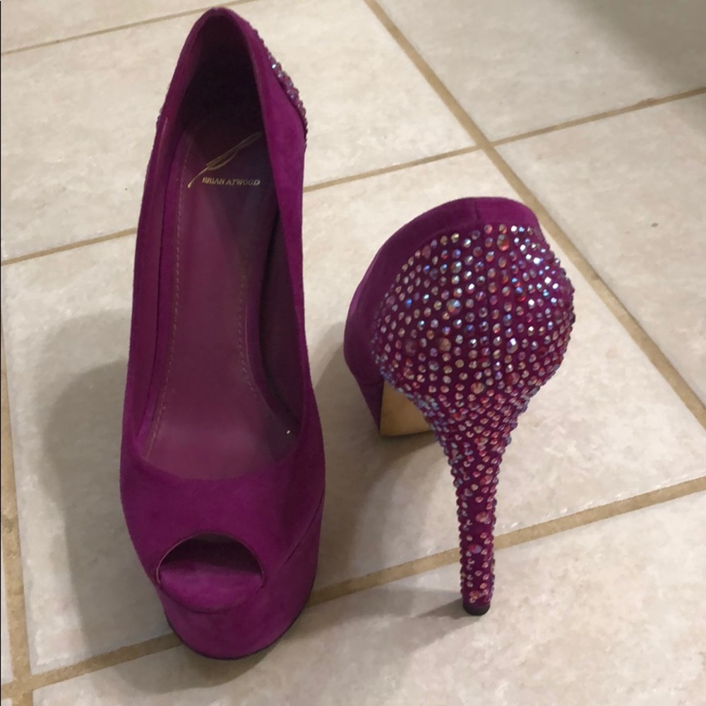 Beautiful suede Brian Atwood pumps